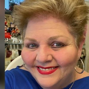 Meet your Posher, Rita